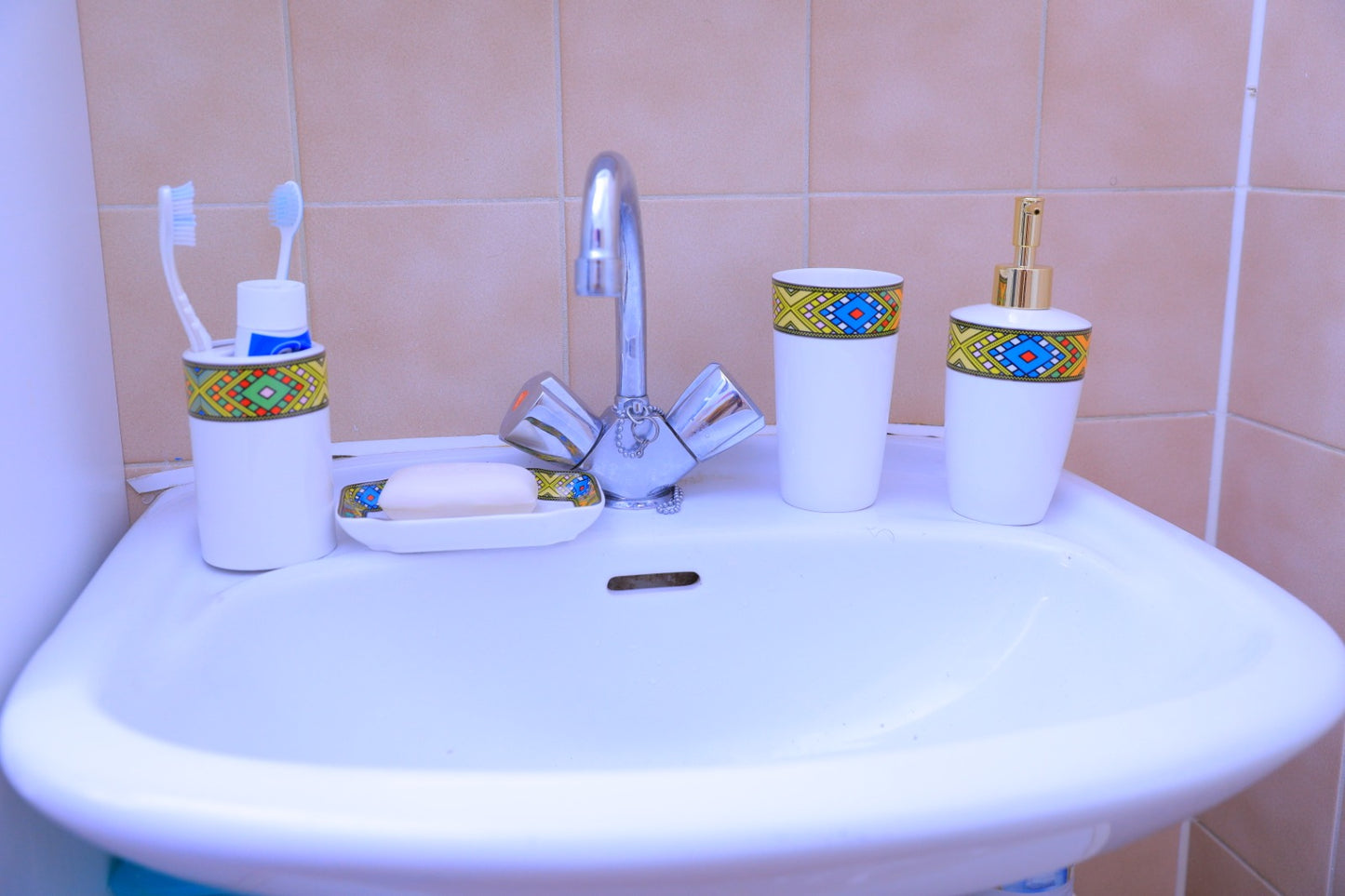 ሓበሻ ፓትሩም ሴት